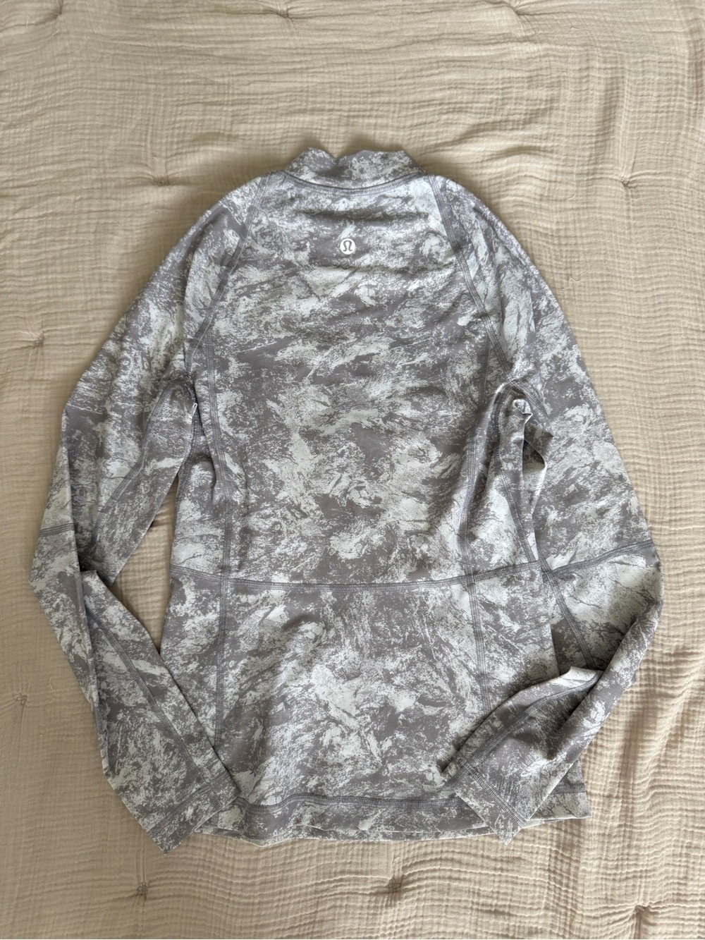 Lululemon Beach Break Rashguard Size 2 - Picture 6 of 7